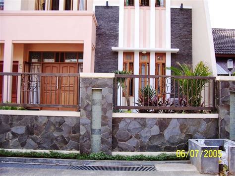 Gambar Pagar Rumah - Homecare24